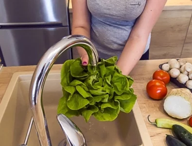 5 ефективни начина да премахнете пестицидите от зелените салати