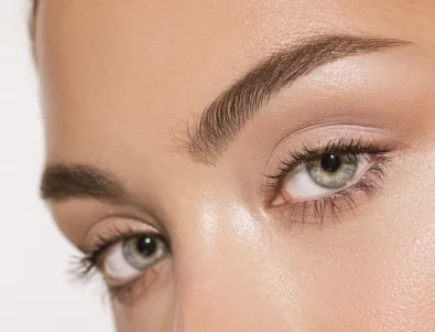 "Призрачни мигли" - новата визия на поколението Джен Зи 