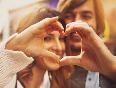 Разтърсваща любов ще сполети тези 3 зодии до края на март 2026