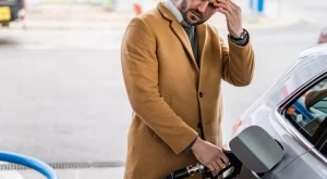 Високата цена на петрола вече се усеща по бензиностанциите у нас