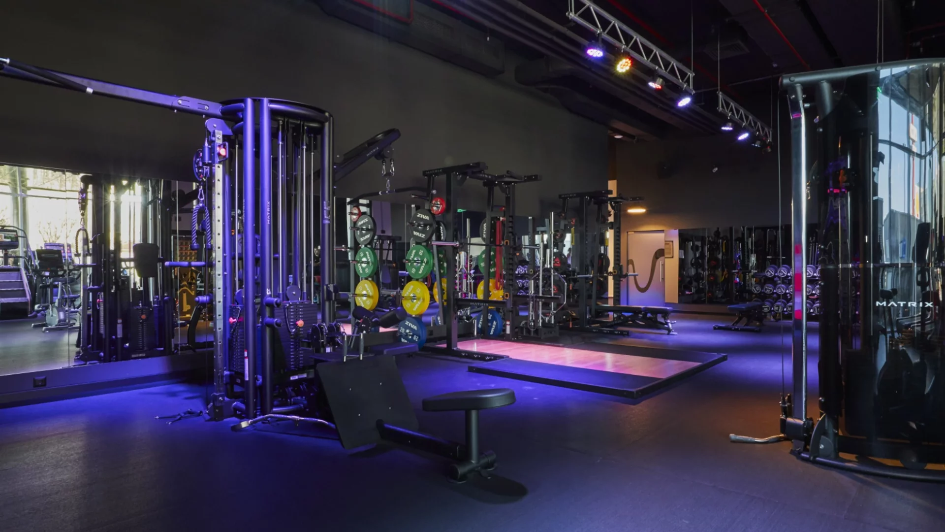 Синергия между стил и технология: Vibes Fitness и Matrix Fitness преобразяват тренировъчната култура в България