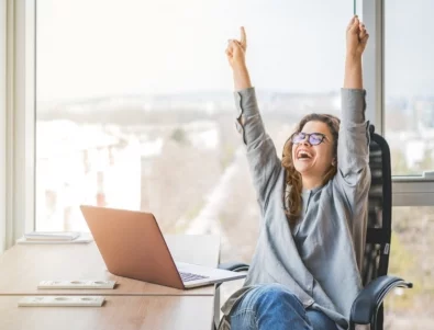 Тези зодии ще получат мечтаното повишение (преди края на 2026)