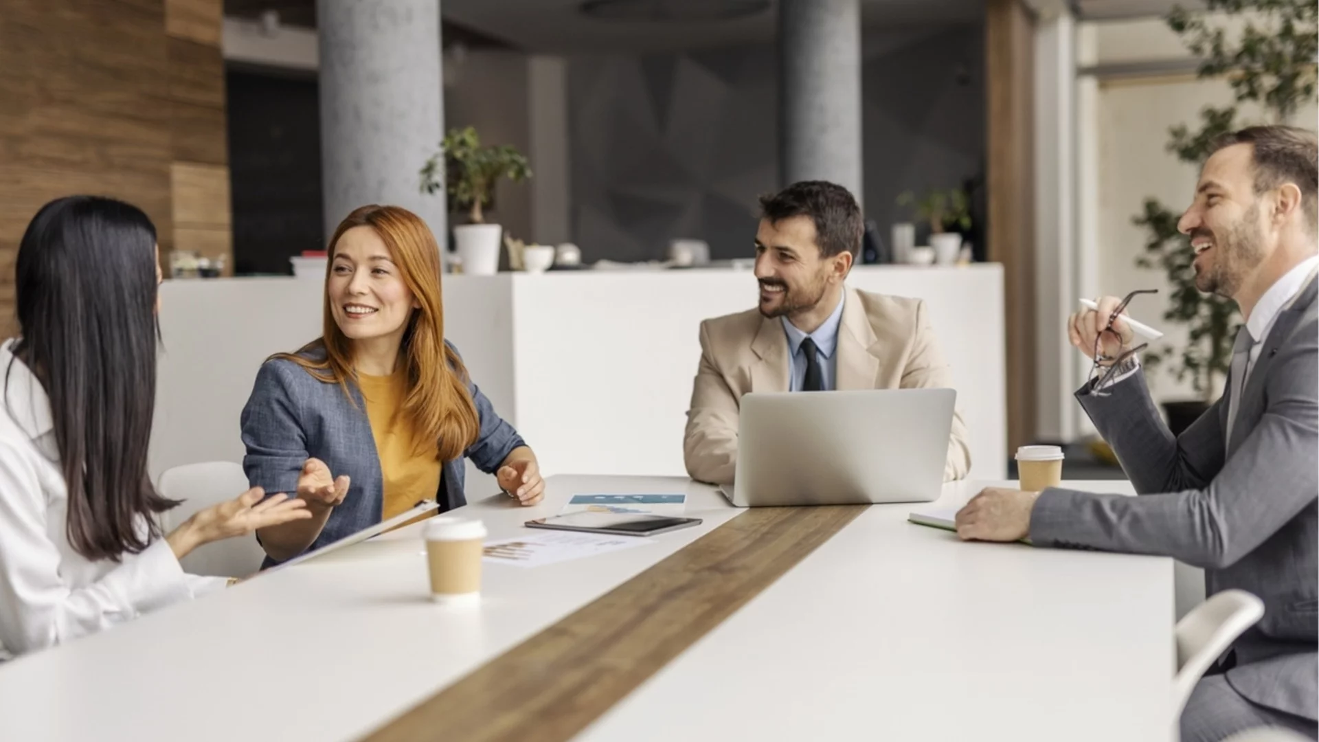 Онлайн счетоводство за модерния бизнес: кантора Evdito с 30 години опит