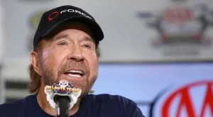 Една легенда си отиде: Почина Чък Норис