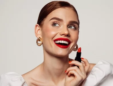 Най-доброто червено червило за вашия тон на кожата