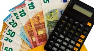 Трябва ли да се намали ДДС на горивата?