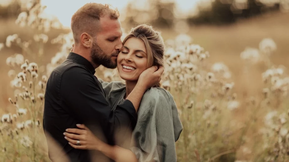 Tези 6 навика наистина държaт двойките заедно