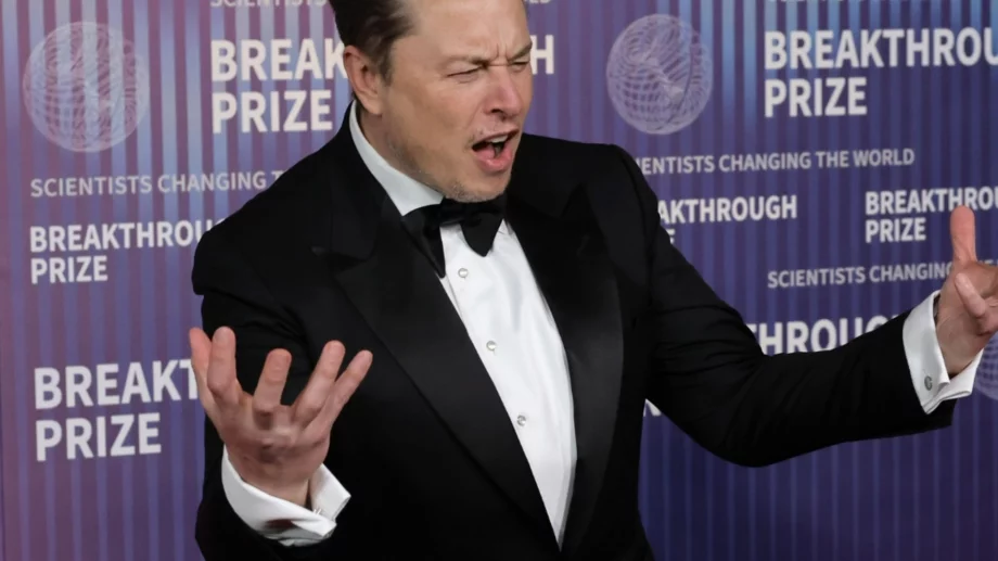 SpaceX на Илон Мъск е подала документи за листване на борсата