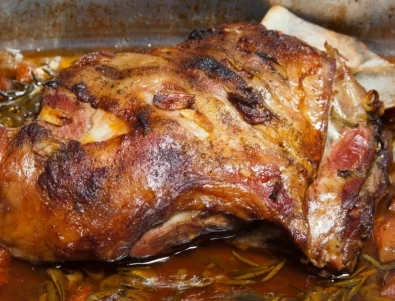 Подготовка за Великден: Топящо се в устата агнешко на фурна (рецепта + трикове)