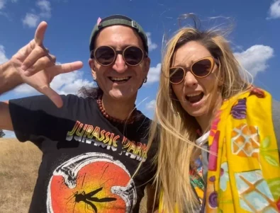 Предложение за брак без сценарий: Нети и Дони преди 25 години (СНИМКИ)