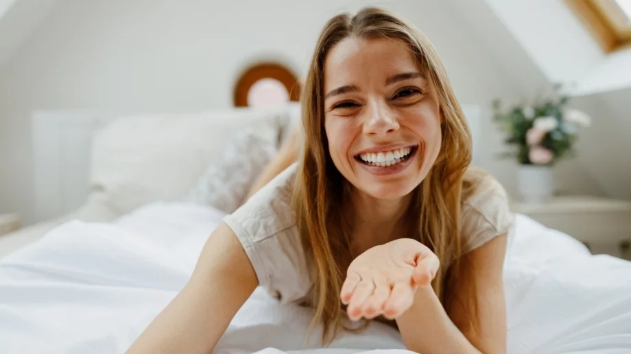 Хороскоп за утре, 5 април 2026: Разширяване за Раците, нови перспективи за Водолеите