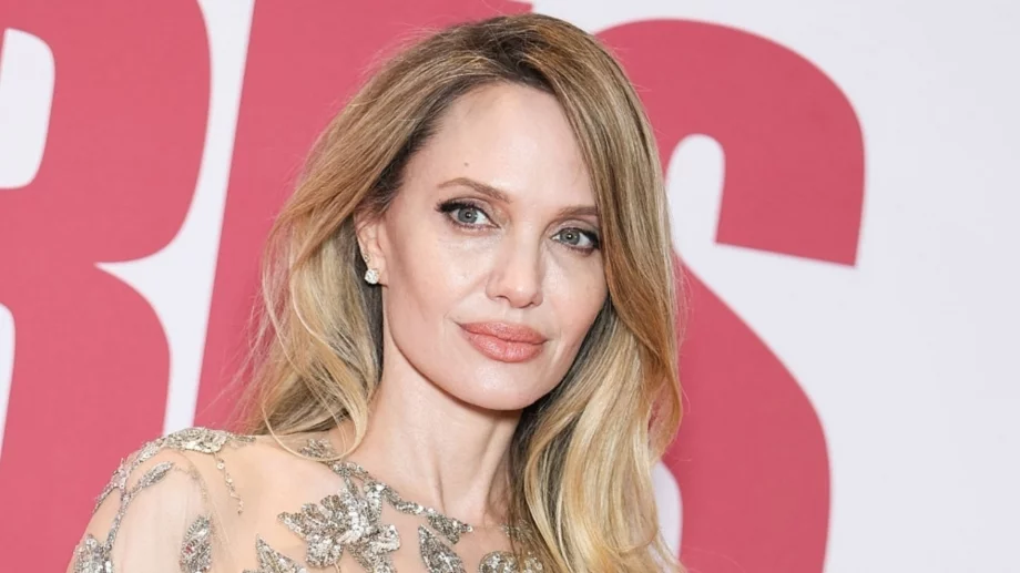 Шайло Джоли с първа роля: Изумително копие на майка си (ВИДЕО)