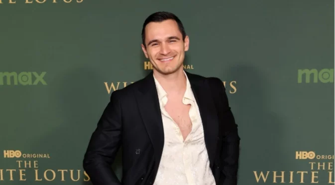 Превърна "неизвестното" в успех: Юлиан Костов между "The Floor" и световното кино