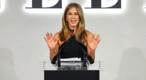 На 57 Дженифър Анистън се кълне в тази 30-минутна тренировка (ВИДЕО)