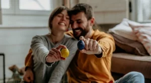 Хороскоп за утре, 12 април 2026: Прилив на енергия за Овните, нова визия за Везните