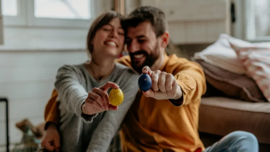 Хороскоп за утре, 12 април 2026: Прилив на енергия за Овните, нова визия за Везните