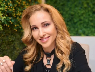 Алекс Раева за 