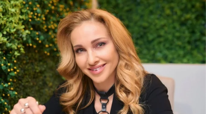 Алекс Раева за "Като две капки вода": Отказах много пъти, но сега е точният момент