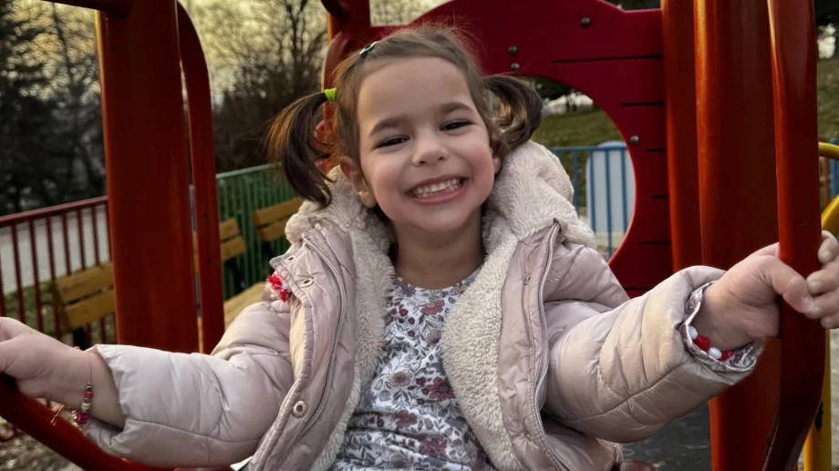 6-годишната Силвия се нуждае от вашата помощ