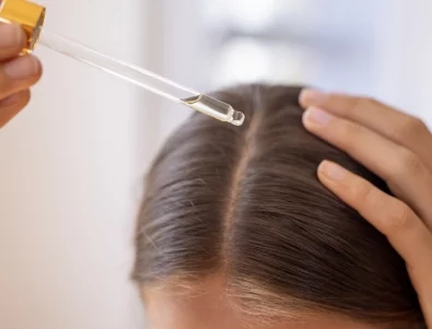 Рициново масло за растеж на косата: Какво всъщност работи и какво не