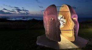 Фестивалът LUNAR превръща Южното Черноморие в платно за светлинно изкуство