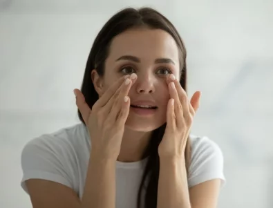 Торбички под очите? Вижте защо пептидите са "вълшебната" съставка, от която се нуждаете