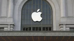 Ключова рокада: Apple ще има нов изпълнителен директор