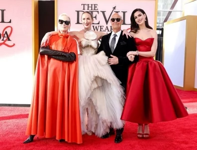 Звездна премиера на дългоочаквания филм "Дяволът носи Прада 2" (ВИДЕО)