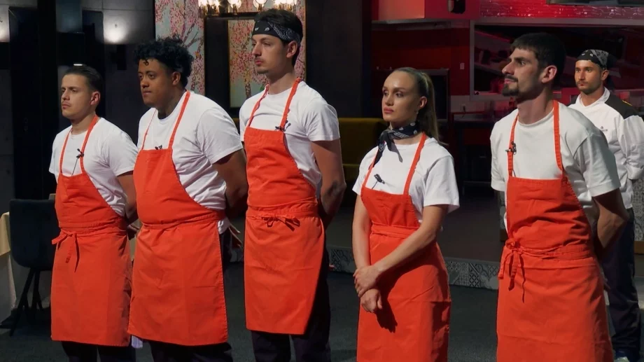 Останаха седем: Опитен професионалист отпадна от "Hell's Kitchen"