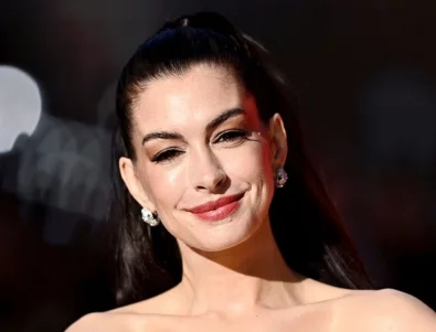 Ан Хатауей за "Дневниците на принцесата 3": Работи се по сценария