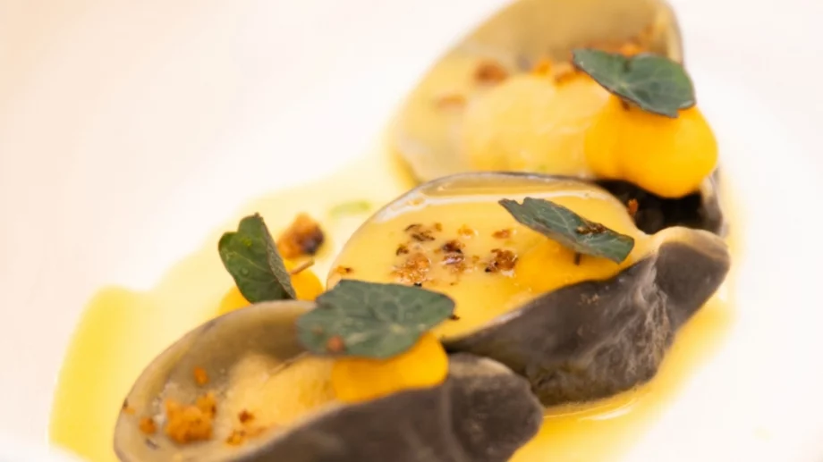 Вечеря с "Мишлен" почерк: Събитието, което вдигна стандарта под тепетата   