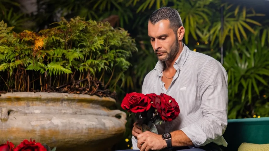 "Ергенът": Участничка си тръгна заради бившата любов, а Кристиян остана с една дама (ВИДЕА)