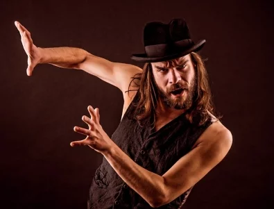 Живот и компас: Как пътува Николай Воденичаров – Nikeca