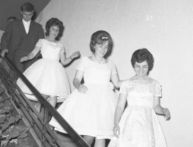 Изложба показва градската жена през социализма