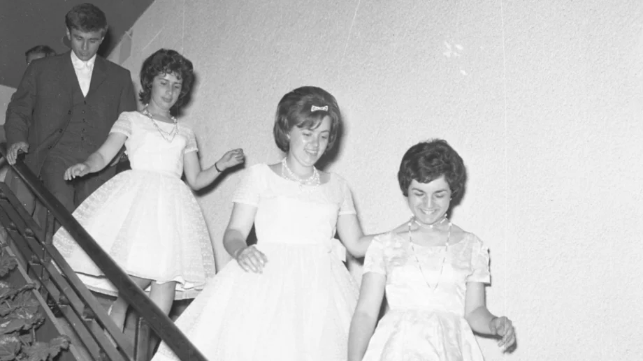 Изложба показва градската жена през социализма