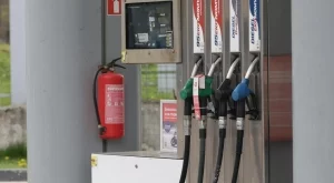  Цената на бензина в България продължава да се повишава