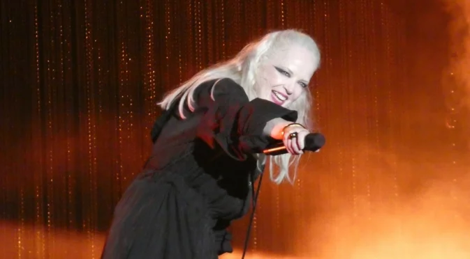 Garbage в София: Музикален ураган в точното време и на точното място (СНИМКИ)